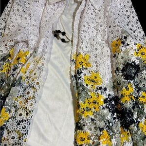 Alfred Dunner Elegant layered top with Black and Silver Necklace